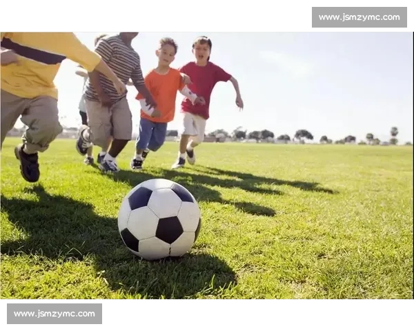 聚焦足球体育用品创新升级助力全民运动体验提升与专业训练发展