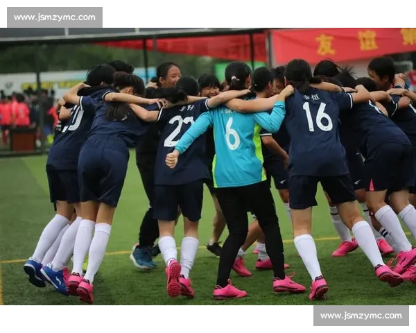 进球瞬间点燃全场热情唤醒每一份激情与梦想